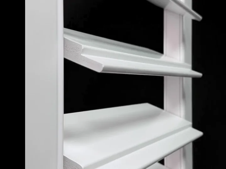 Lumin product video close-up showing an open louvre with its broad flat face and stepped edge profile